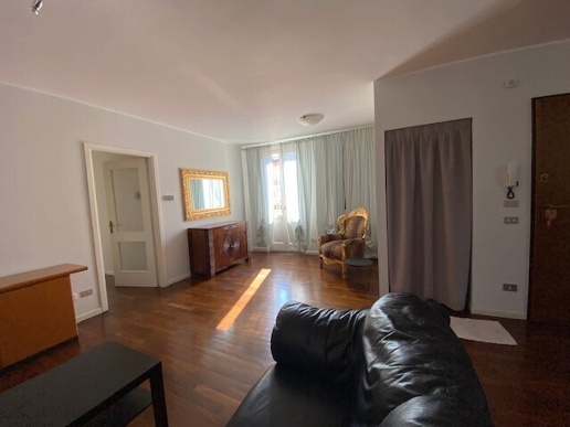 appartamento in affitto a Desenzano del Garda