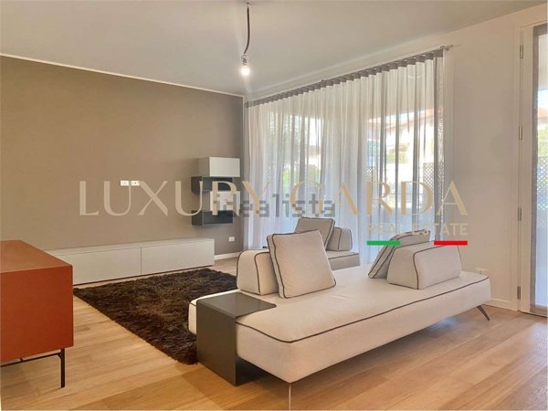 appartamento in affitto a Desenzano del Garda