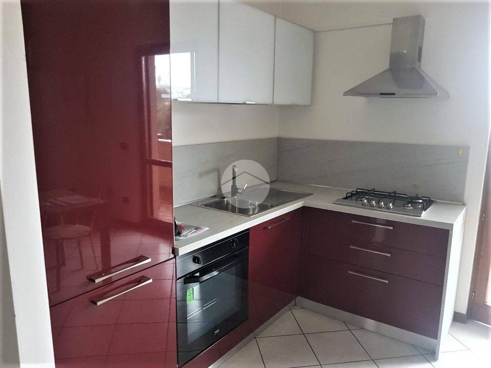 appartamento in affitto a Desenzano del Garda