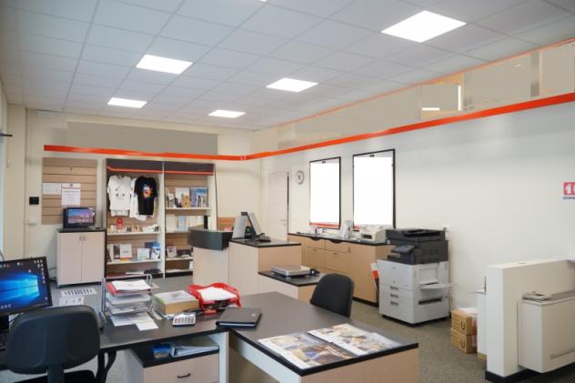 negozio in affitto a Desenzano del Garda