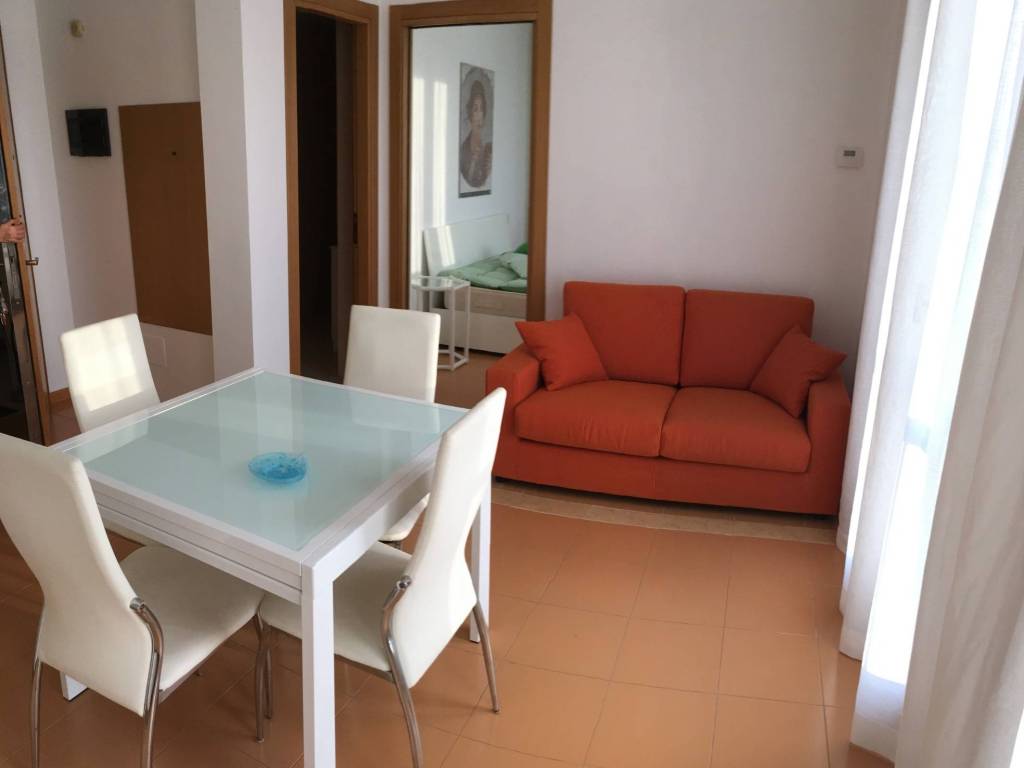 appartamento in affitto a Desenzano del Garda