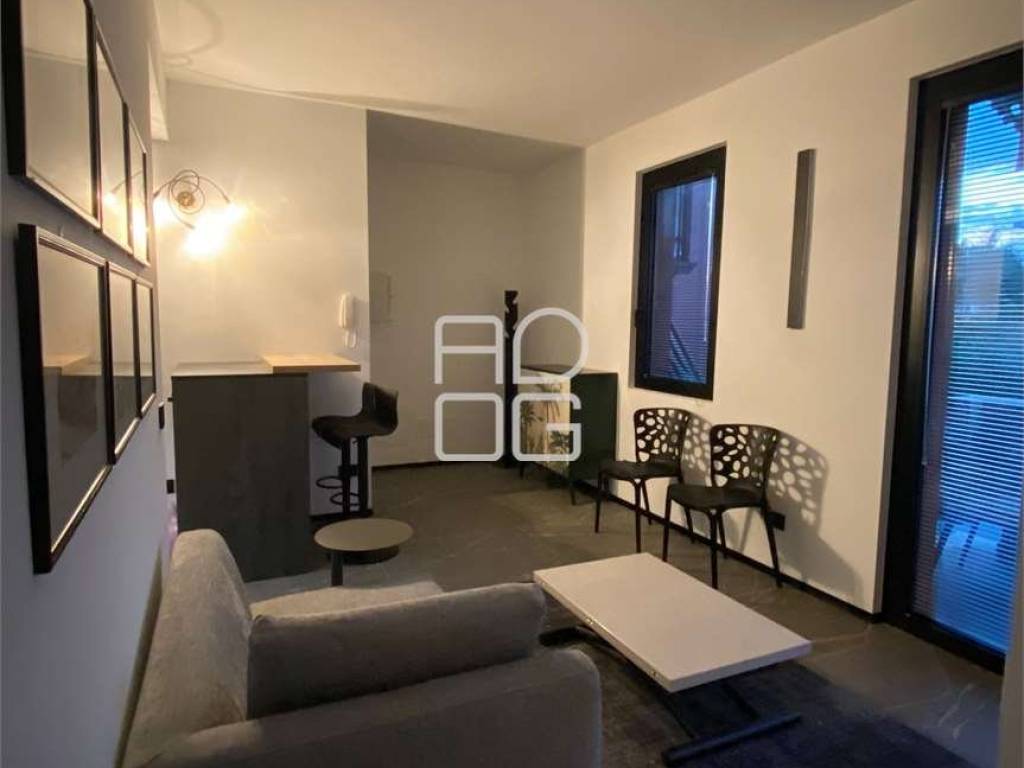 appartamento in affitto a Desenzano del Garda in zona Rivoltella