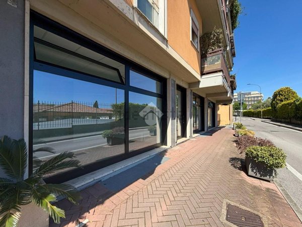 ufficio in affitto a Desenzano del Garda