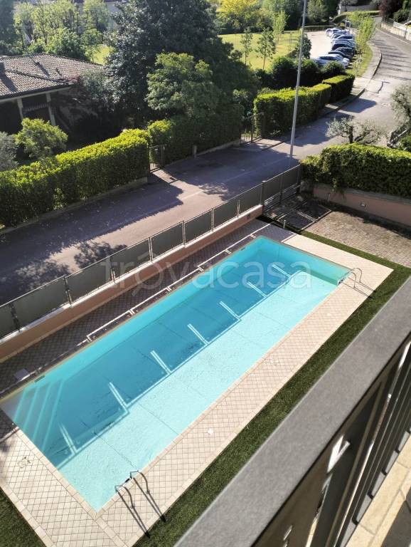 appartamento in affitto a Desenzano del Garda