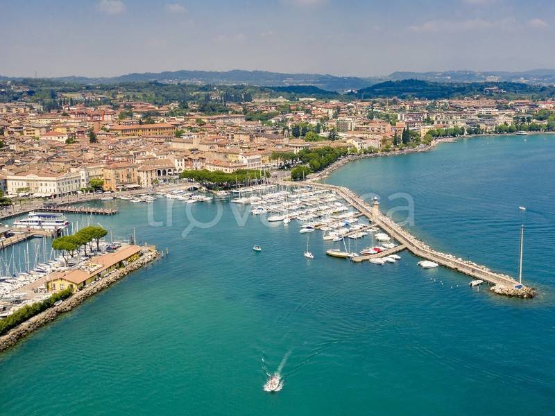 appartamento in affitto a Desenzano del Garda
