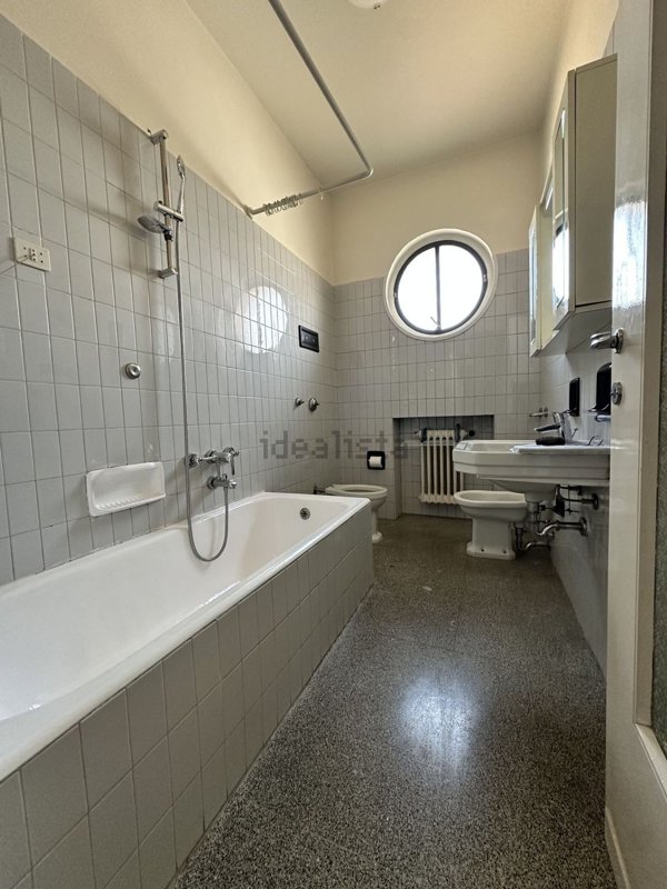 appartamento in affitto a Desenzano del Garda