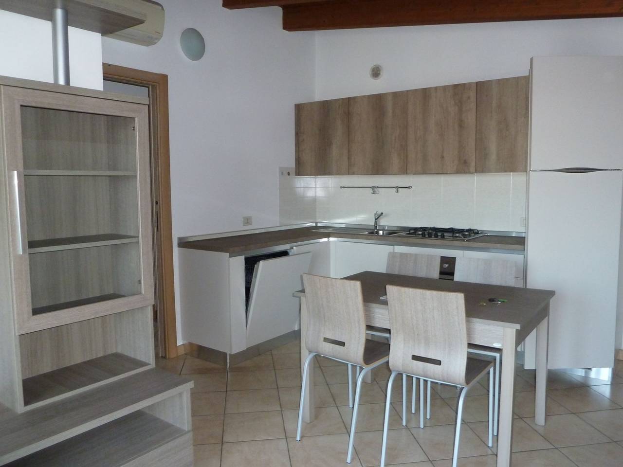appartamento a Desenzano del Garda in zona San Martino della Battaglia