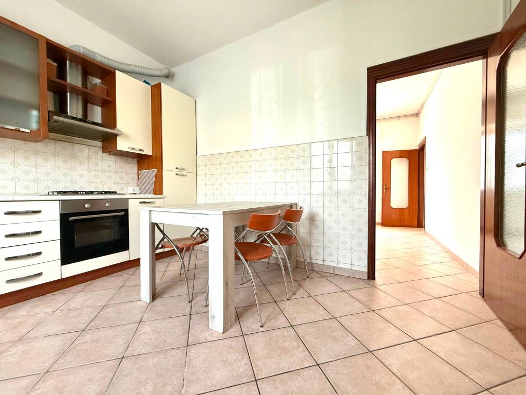 appartamento in affitto a Desenzano del Garda