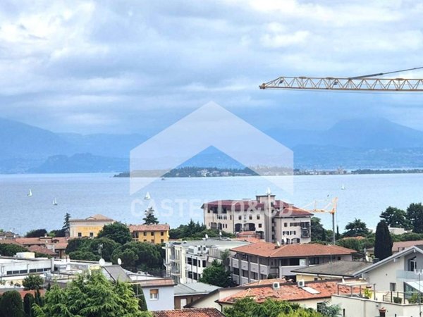 appartamento in affitto a Desenzano del Garda