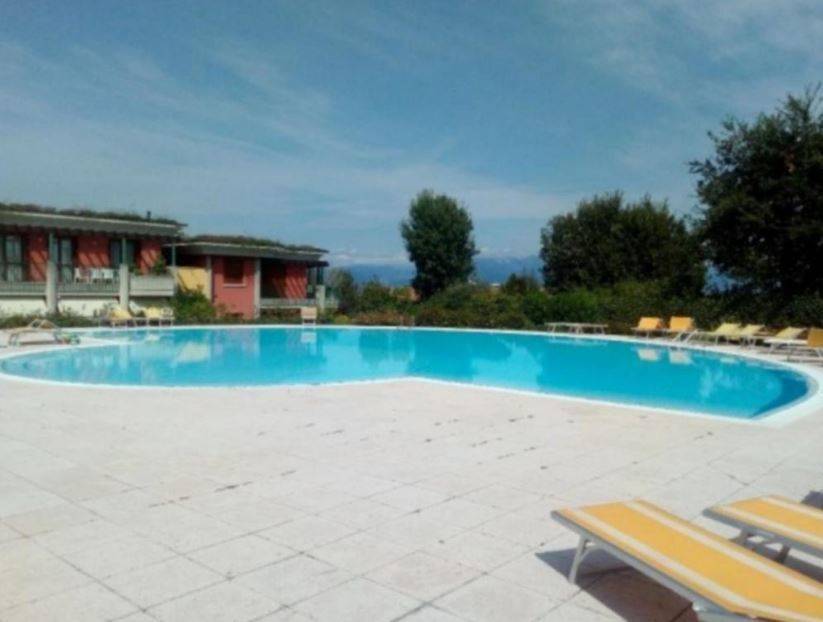 appartamento in affitto a Desenzano del Garda in zona Rivoltella