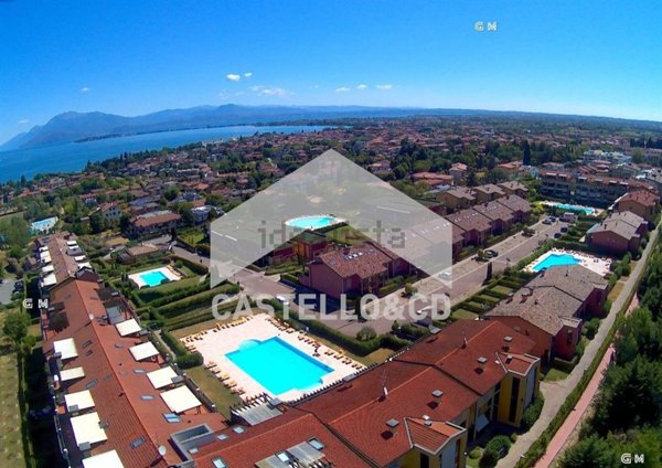 appartamento in affitto a Desenzano del Garda in zona Rivoltella