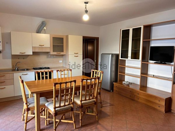 appartamento in affitto a Desenzano del Garda in zona San Pietro