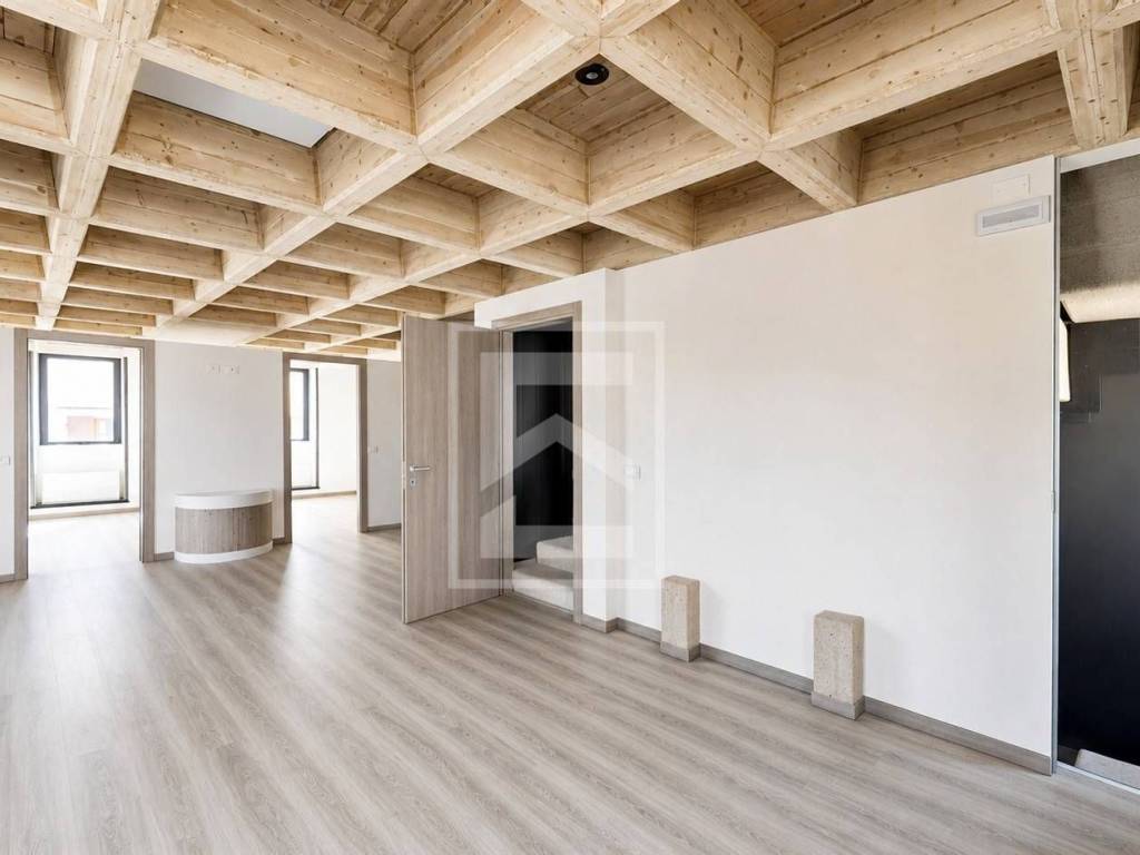 negozio in affitto a Desenzano del Garda