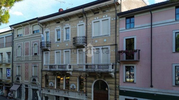 ufficio in affitto a Desenzano del Garda