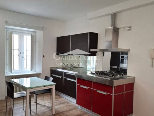appartamento in affitto a Desenzano del Garda in zona Campeggio sul Vò