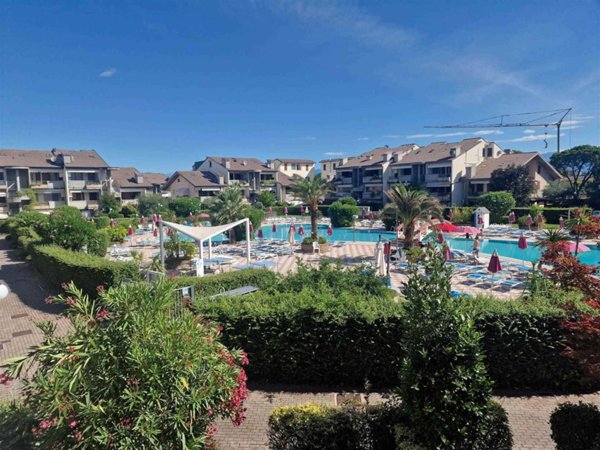 appartamento in affitto a Desenzano del Garda in zona Rivoltella