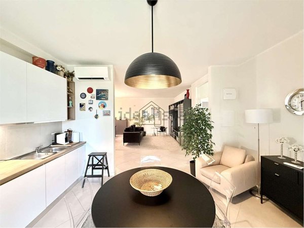 appartamento in affitto a Desenzano del Garda in zona Rivoltella