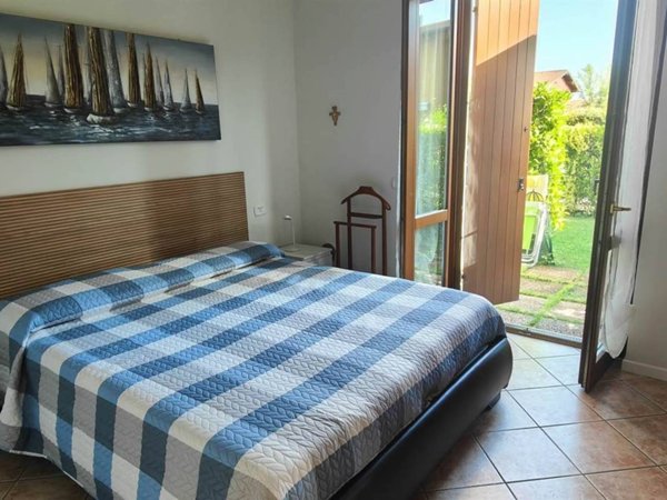 appartamento in affitto a Desenzano del Garda in zona Rivoltella