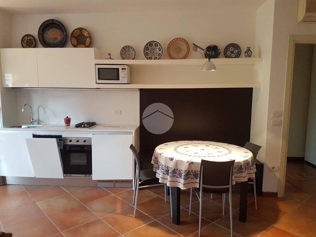 appartamento in affitto a Desenzano del Garda in zona Campeggio sul Vò