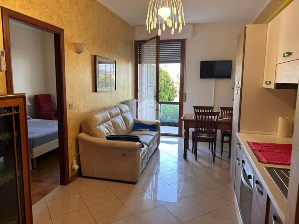 appartamento in affitto a Desenzano del Garda in zona Campeggio sul Vò