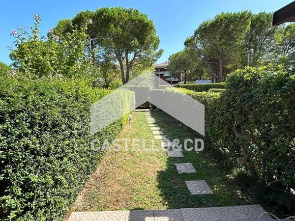 appartamento in affitto a Desenzano del Garda in zona Rivoltella