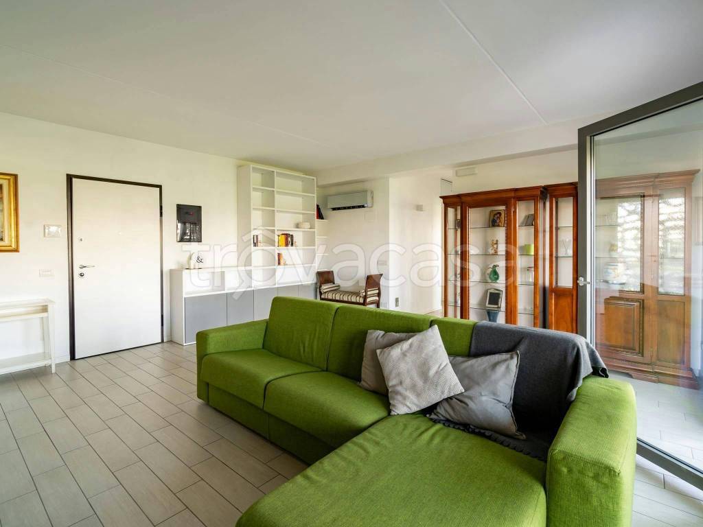 appartamento in affitto ad Edolo in zona Vico