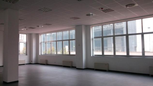 ufficio in affitto ad Edolo in zona Vico