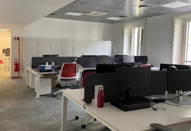 ufficio in affitto ad Edolo in zona Vico