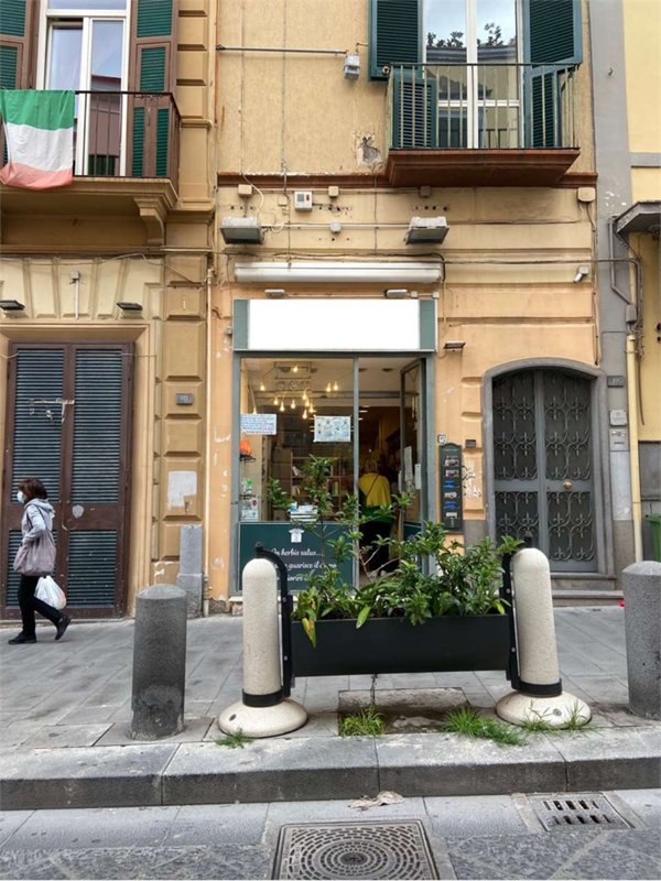 negozio in affitto ad Edolo in zona Vico