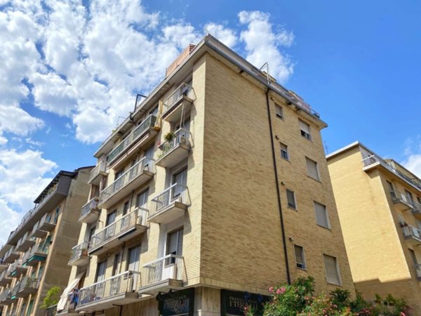 appartamento in affitto ad Edolo in zona Vico