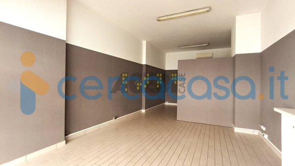 ufficio in affitto ad Edolo in zona Vico