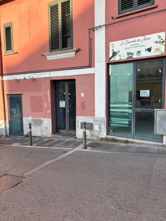 locale commerciale in affitto ad Edolo in zona Vico