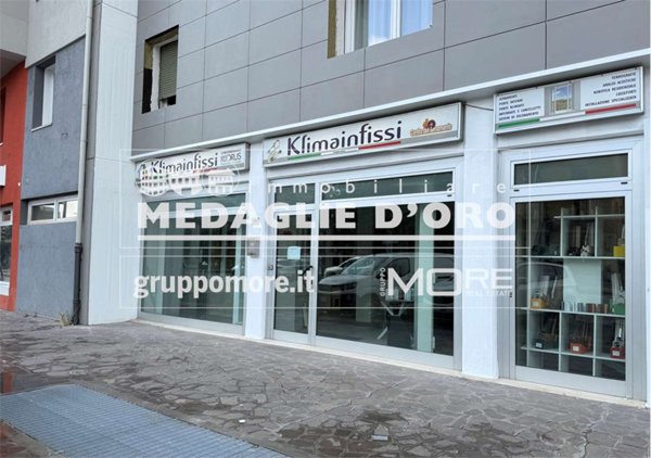 negozio in affitto ad Edolo in zona Vico