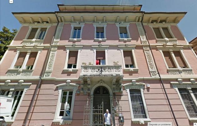 ufficio in affitto ad Edolo in zona Vico