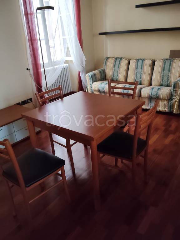 appartamento in affitto ad Edolo in zona Vico