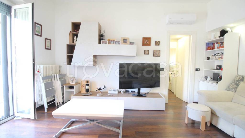 appartamento in affitto ad Edolo in zona Vico