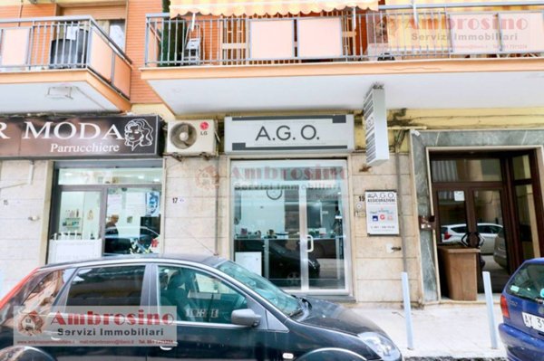 negozio in affitto ad Edolo in zona Vico