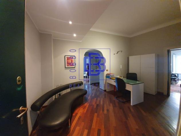 ufficio in affitto ad Edolo in zona Vico