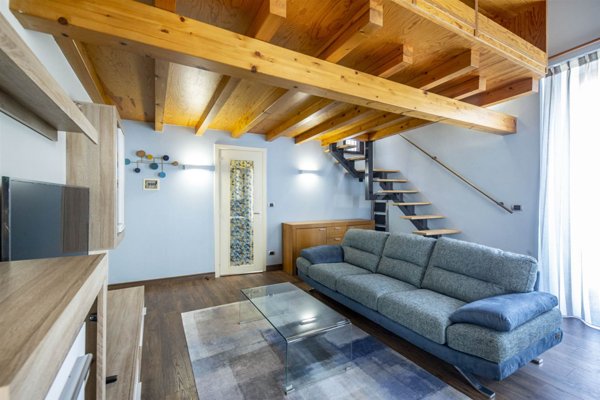 appartamento in affitto ad Edolo in zona Vico