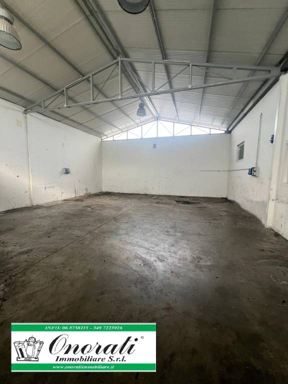 capannone in affitto ad Edolo in zona Vico