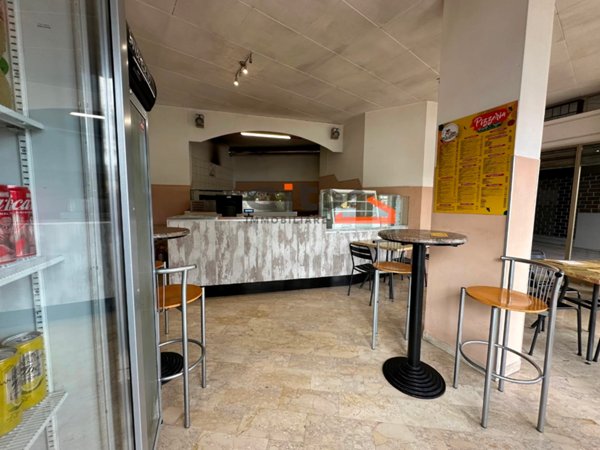 negozio in affitto ad Edolo in zona Vico