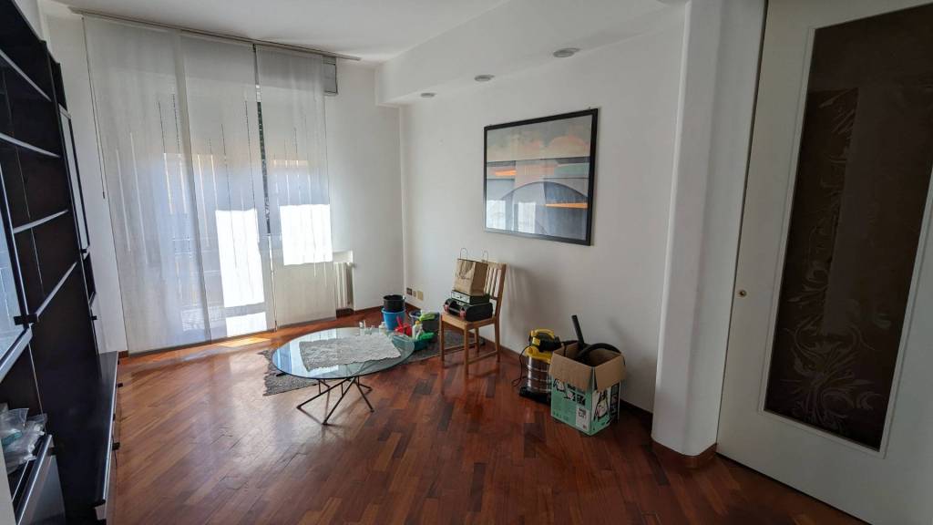 appartamento in affitto ad Edolo in zona Vico