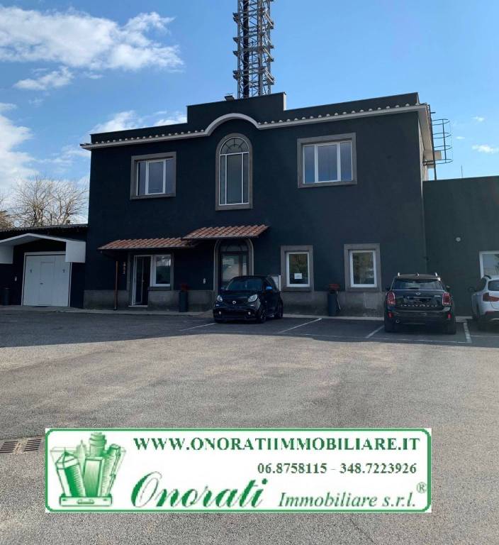 ufficio in affitto ad Edolo in zona Vico