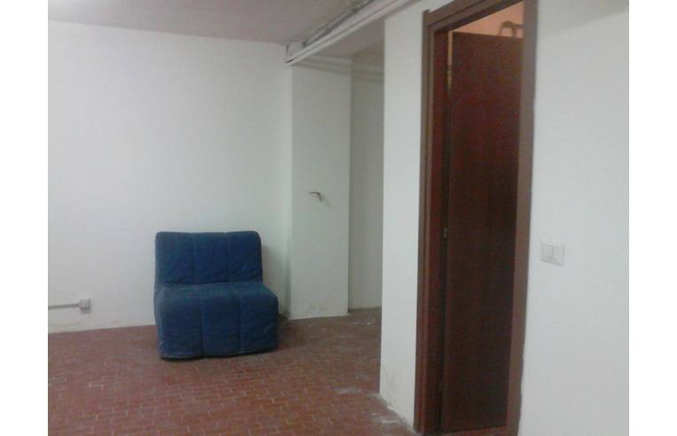 locale commerciale in affitto ad Edolo in zona Vico