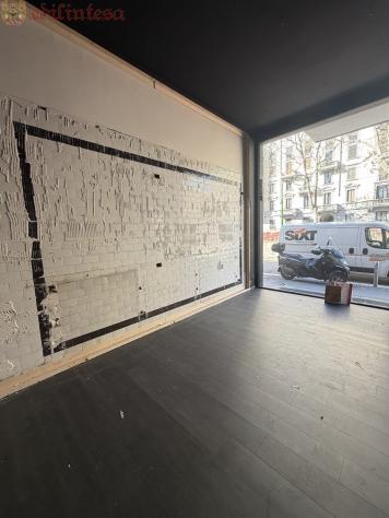 negozio in affitto ad Edolo in zona Vico