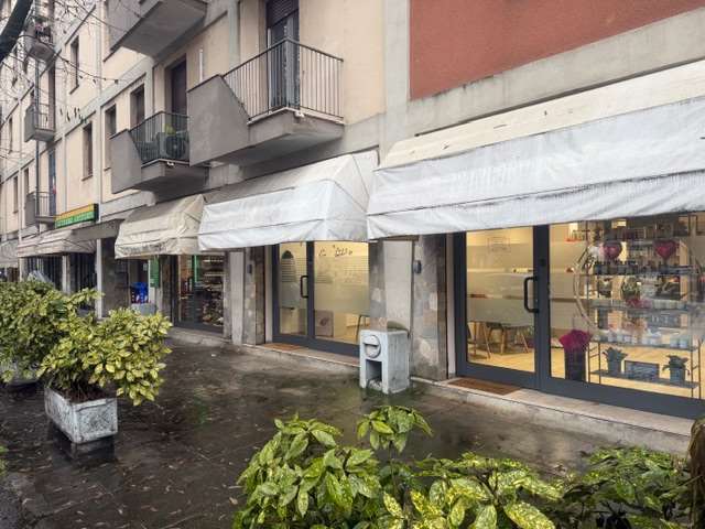 negozio in affitto ad Edolo in zona Vico