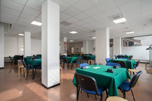 ufficio in affitto ad Edolo in zona Vico