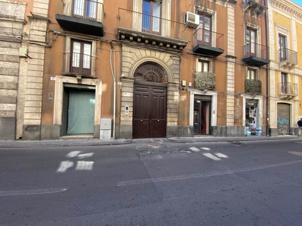 negozio in affitto ad Edolo in zona Vico