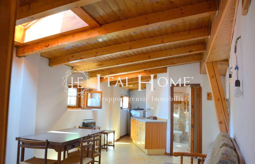appartamento in affitto ad Edolo in zona Vico