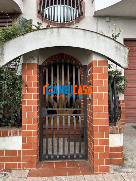 appartamento in affitto ad Edolo in zona Vico